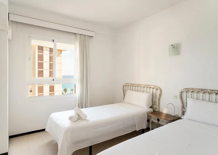 Aa Guest - Sandbeach Front Sea Views Eco フエンヒロラ