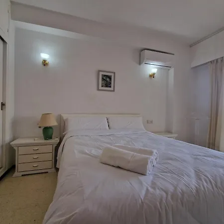 Aa Guest - Sandbeach Front Sea Views Eco Apartment *