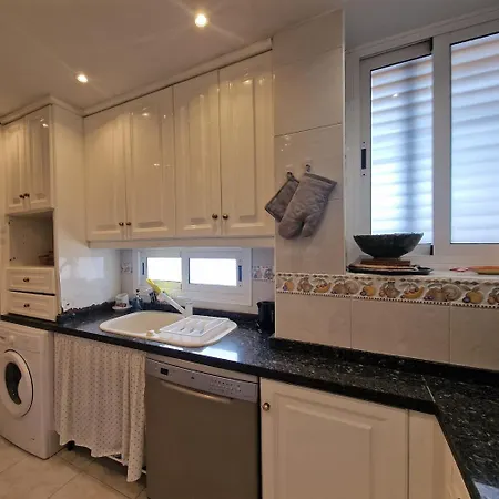Aa Guest - Sandbeach Front Sea Views Eco Apartment